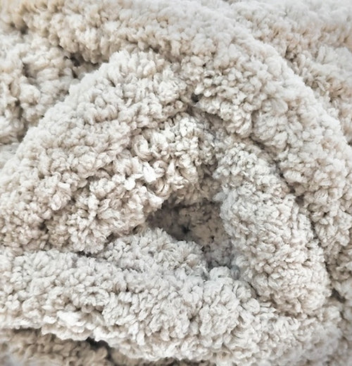 Unreal Chenille Queen Size 220g